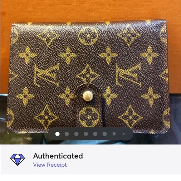 Louis Vuitton Handbags - Authentic Louis Vuitton Monogram Porte Papier Zippy Wallet